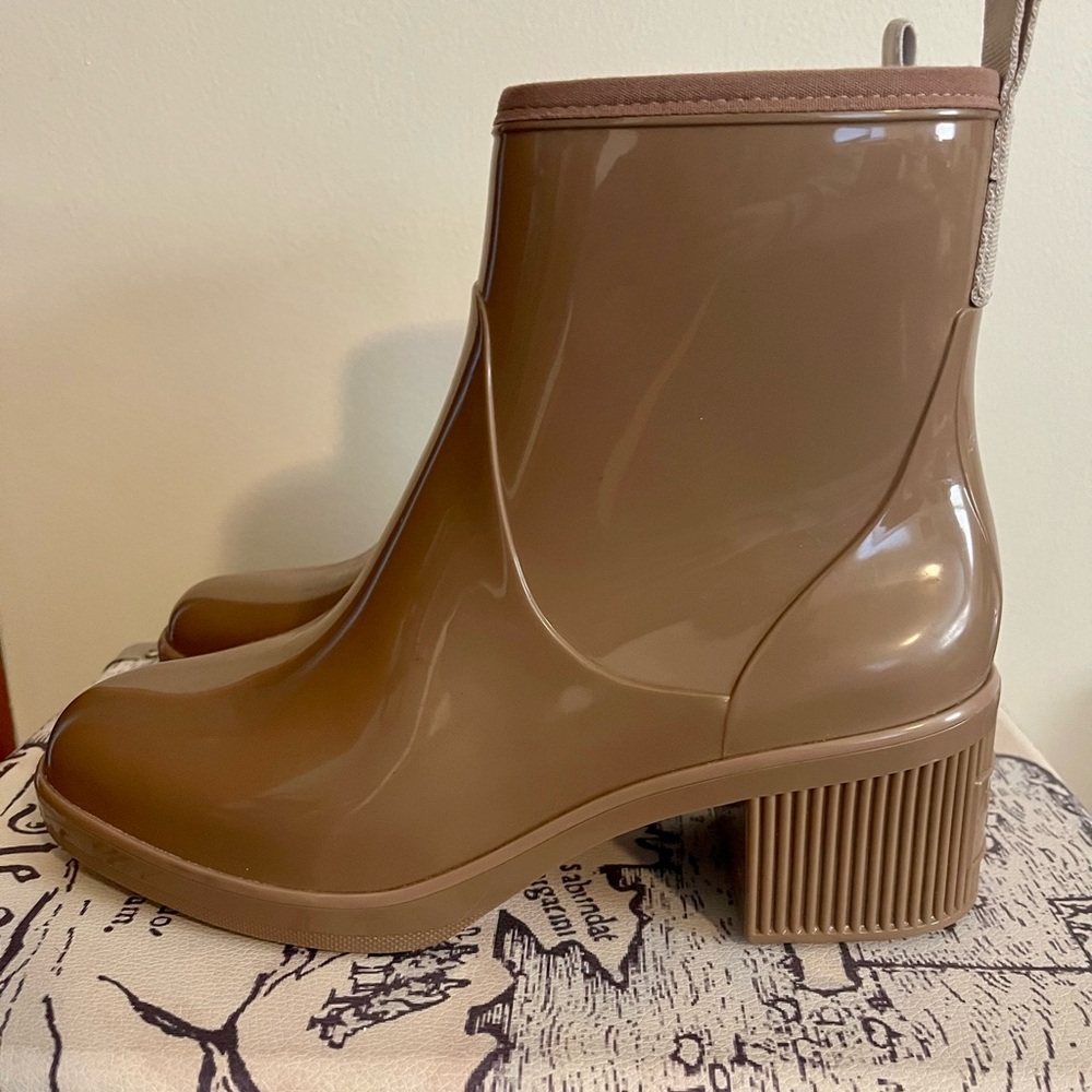 Kate Spade puddle rain booties